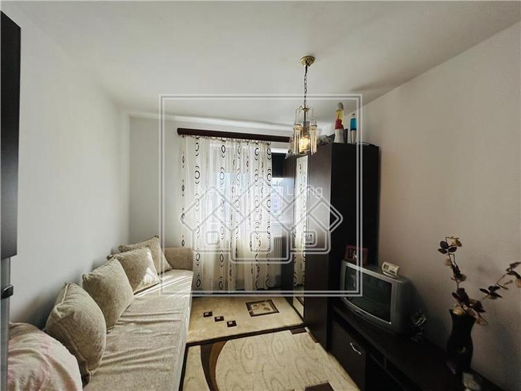 Apartament de vanzare in Sibiu - 2 camere - mobilat modern - Cisnadie - 3