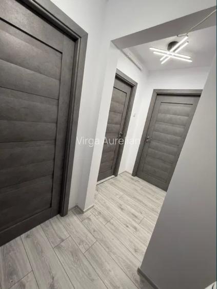 De vânzare apt. 2 camere Victoriei - 5