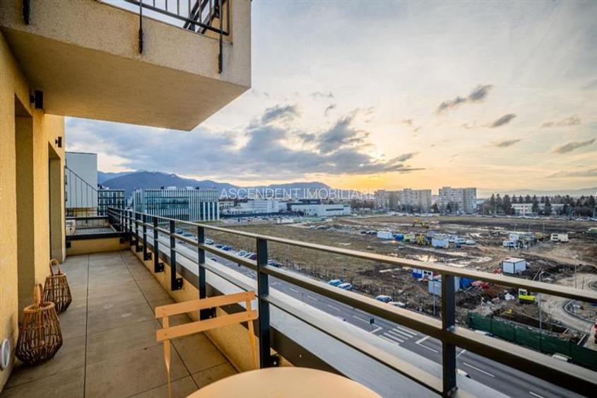 Rafinament urban:terase incantatoare,loc parcare,A Class,Kasper,Coresi,Tractorul - 6