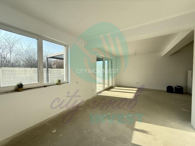 Casa eficient compartimentata la 3 minute de autostrada Bucuresti - Ploiesti - 7