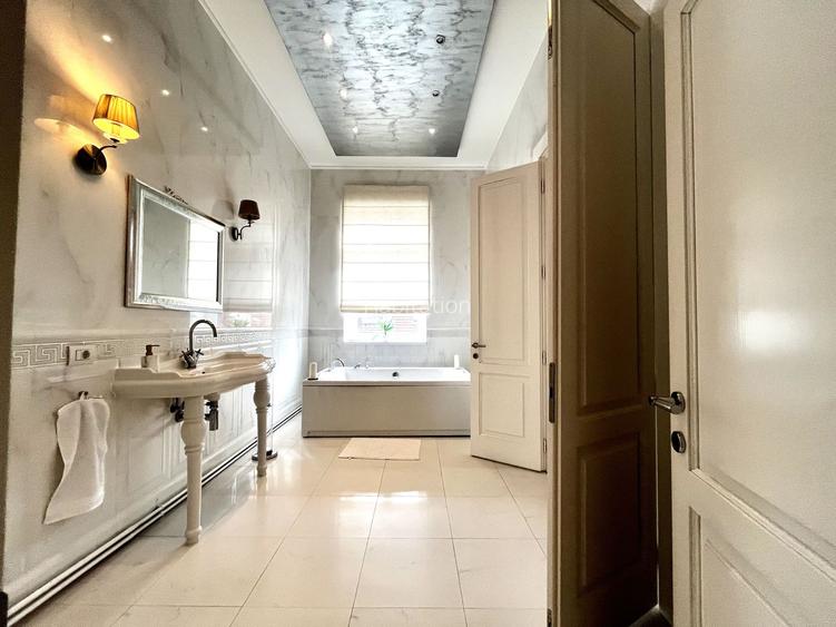 Apartament 3 camere, elegant si spațios, lângă parc, zona Centrala - 13