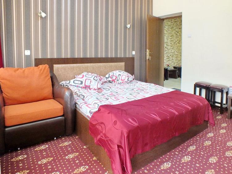 Pensiune turistica pozitionare ultracentrala - 7