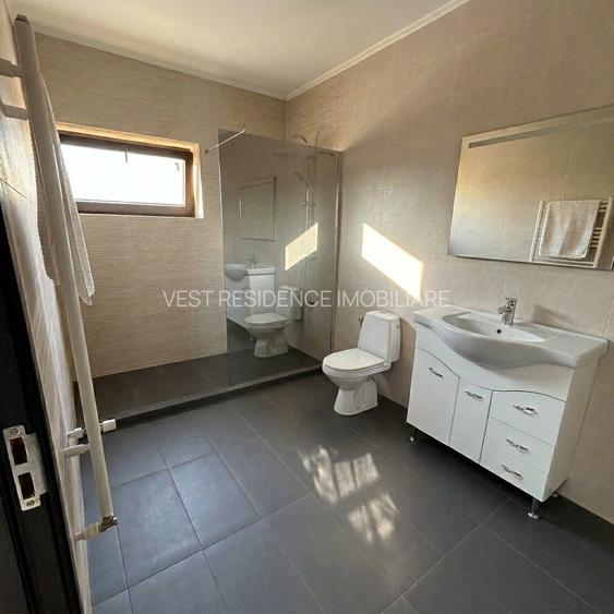 Casa individuala cu 4 camere si mansarda. Comision 0% - 11