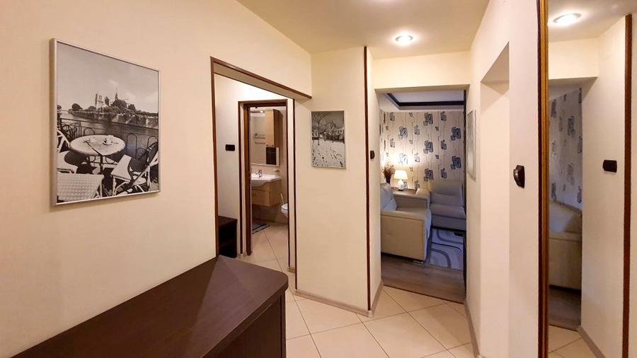 Apartament cu 2 camere de închiriat, Ploiești, Cantacuzino, ECX26831