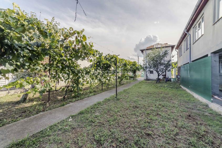 Tartasesti,str. Principala, 3040 mp teren, P+1, casa 1998, deschidere 12 m - 13