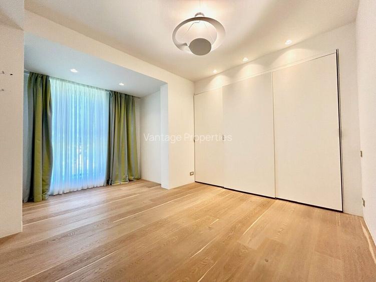 Villa with modern architecture, heated pool, 1000sqm yard, Iancu Nicolae area - 21