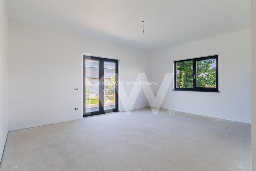 Casa, singur in curte,Sanpetru, Brasov, Comision 0% - 5