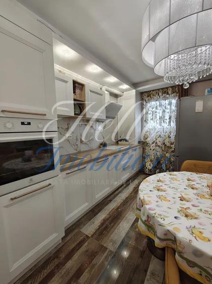 Apartament 3 camere, 70mp | Zona Vivo | Floresti |