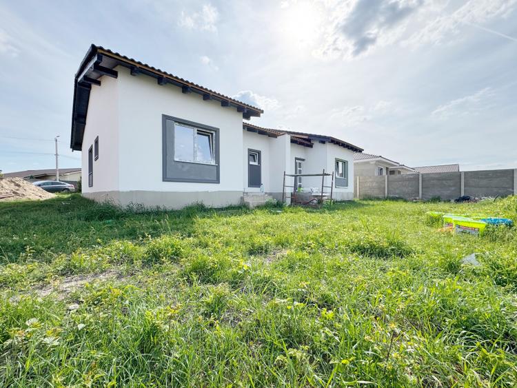 Duplex 3 camere, 280mp teren, 72 mp utili + 14mp terasa - Lidl, Mosnita