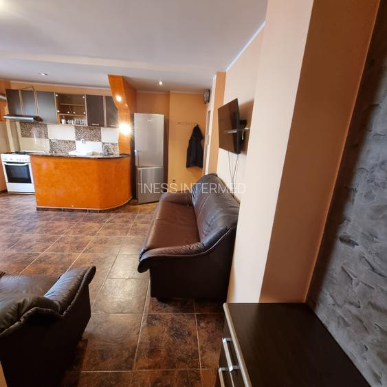 PIATA UNIRII , BD IC BRATIANU, LANGA METROU, AP 2 CAM MOBILAT SI UTILAT - 7