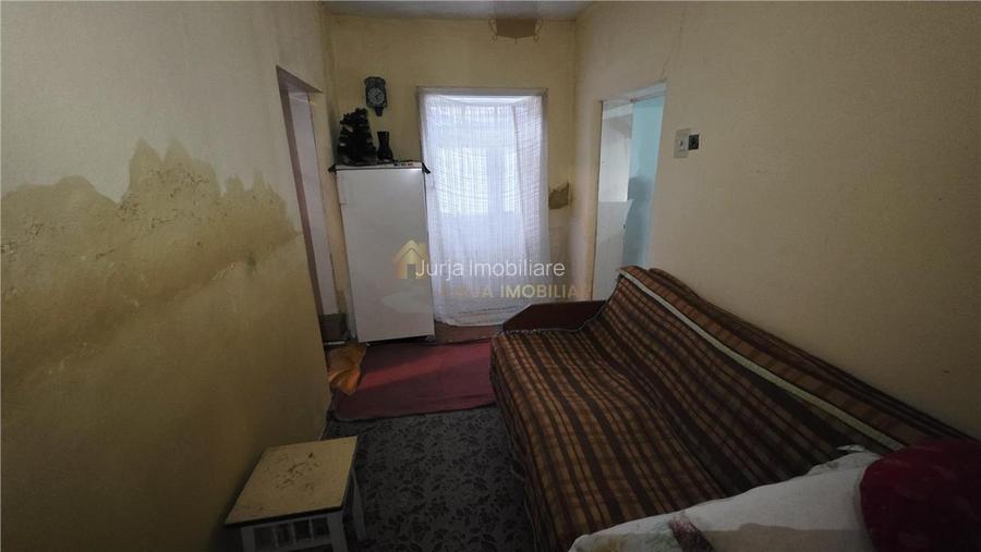 CASA 2 CAMERE 68 MP TEREN 701 MP  APAHIDA - 9