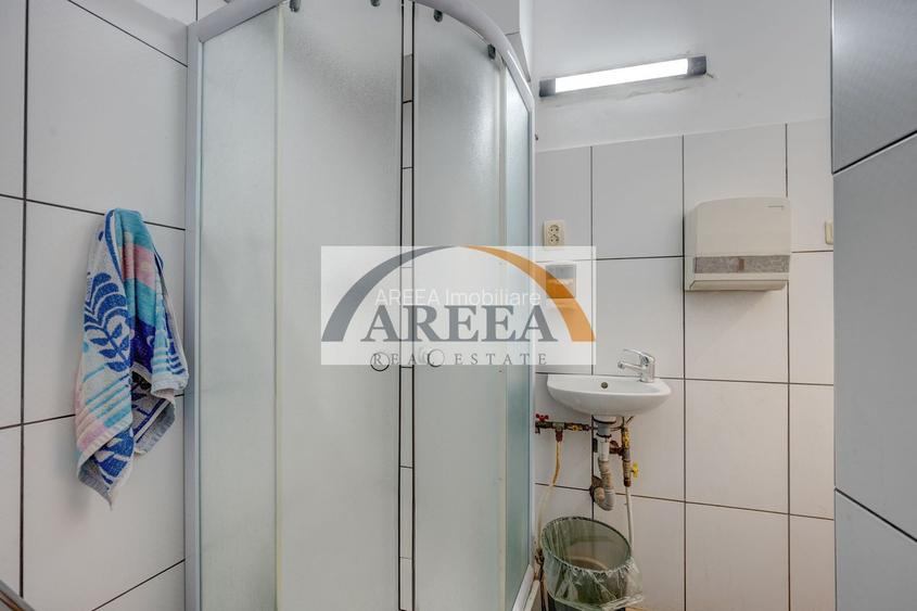 Ultracentral - zona Polona - 3 camere cu dependinte si GARAJ propriu - 35
