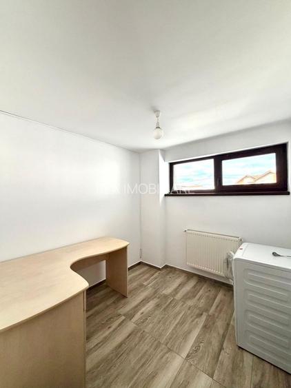 1100 e/ mp - Casa individuala  - 700 mp teren - la asfalt - Sacalaz - 5