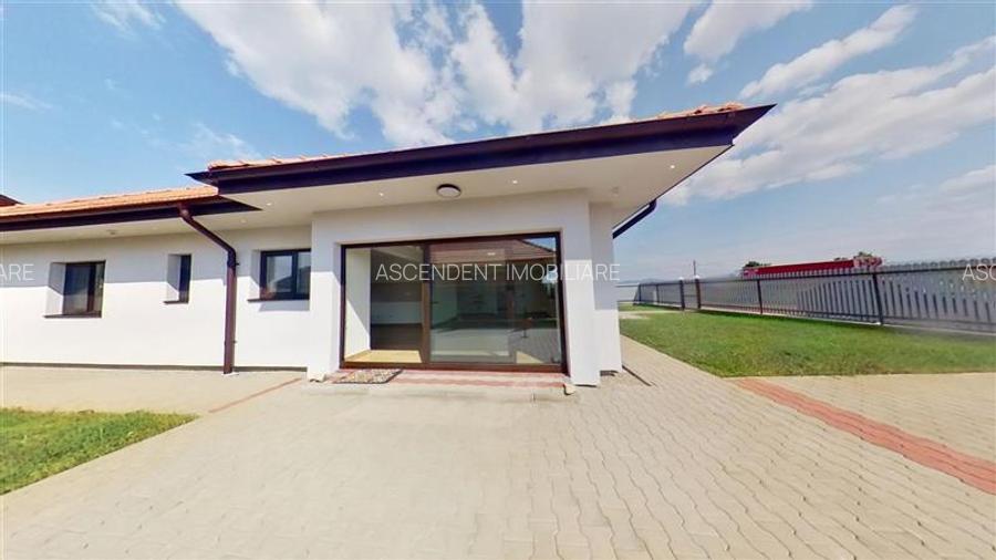 In stil mediteranean, curte proprie, 4 camere, terasa, pod mansardabil, Harman, - 37