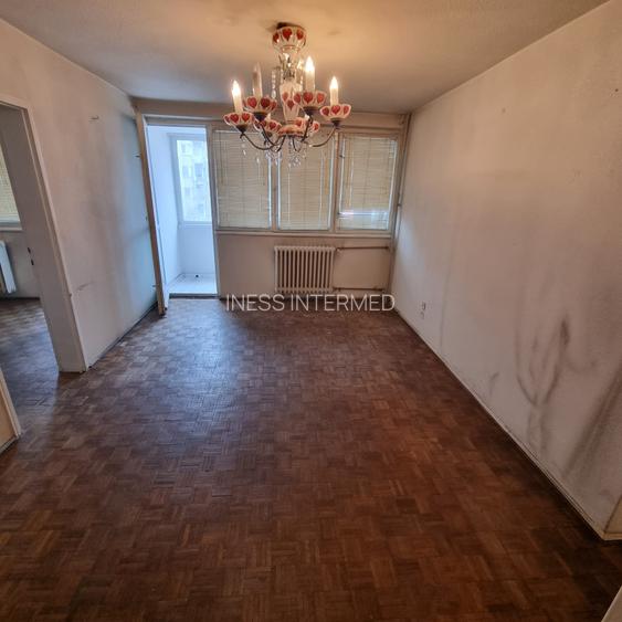 COMISION 0% UNIVERSITATE, AP 4 CAM, BD. N. BALCESCU, IMOBIL STRADAL, AN 1961 - 7