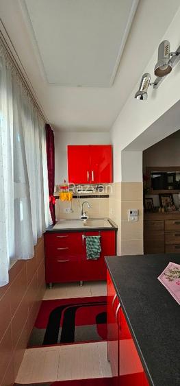 De la proprietar apartament 2 camere decomandat + boxa - 8