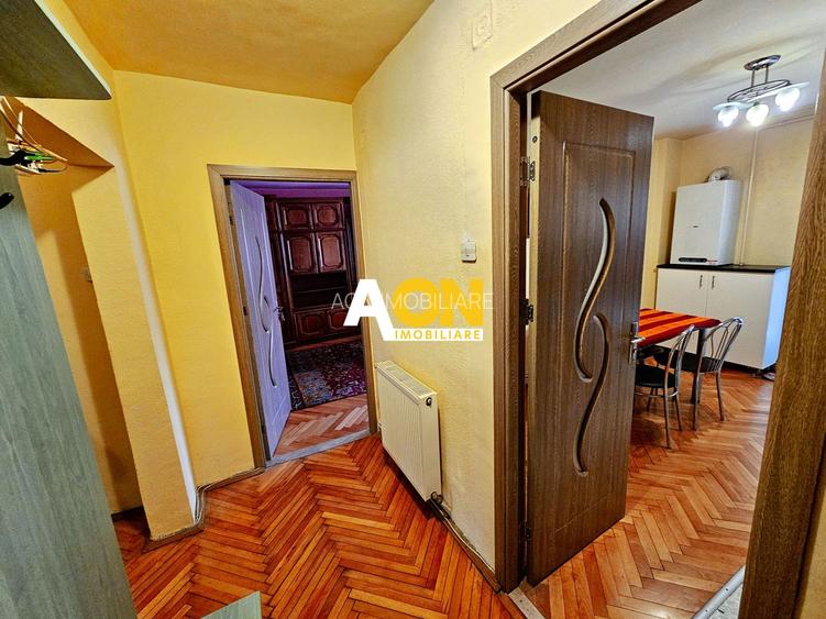 Apartament 3 camere, 2 bai, 2 balcoane, etaj 1, zona Liceului Sportiv - 4