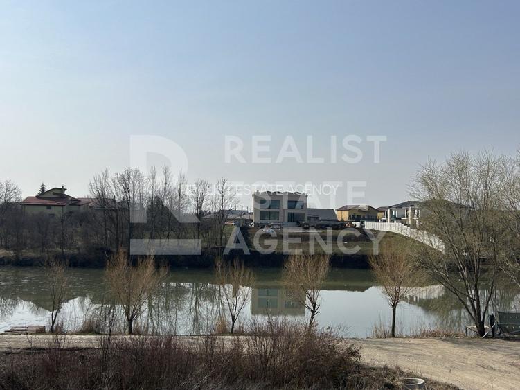 Casă P+1, 315 m² utili | Teren 1.530 m² | Pe malul lacului Ostratu - 14