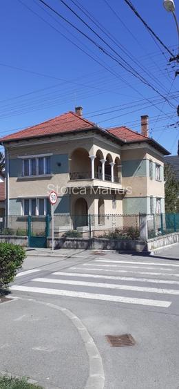 Imobil intr-o zona exclusivista, pretabil pentru locuinta sau business - 10