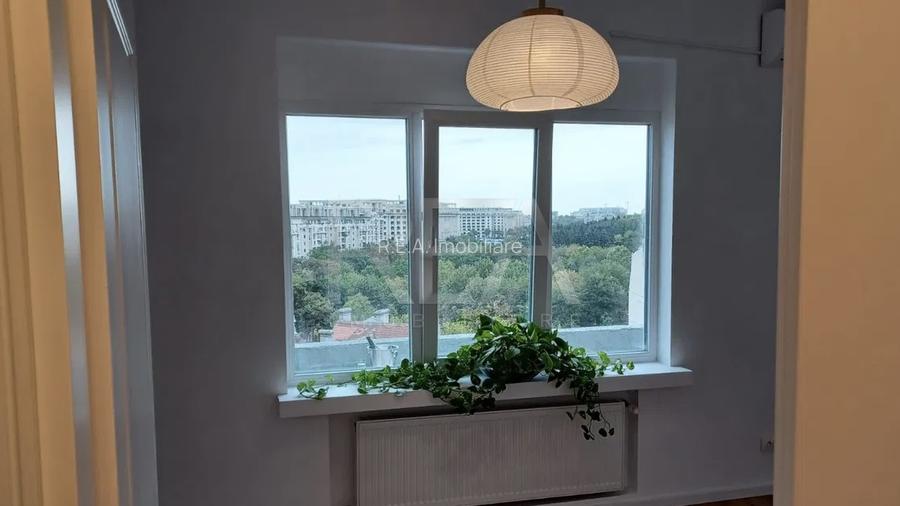 PENTHOUSE ULTRACENTRAL CU VEDERE PANORAMICĂ  - 2