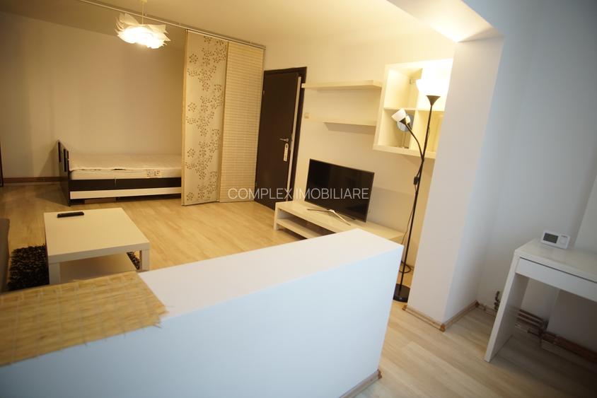 Vitan Mall Garsoniera Decomandata Centrala Proprie Bloc Reabilitat - 7