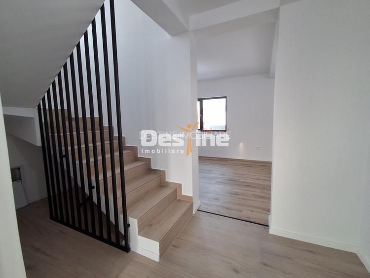  COMISION O %,Miroslava, Casa individuala, P+1+POD,  - 9