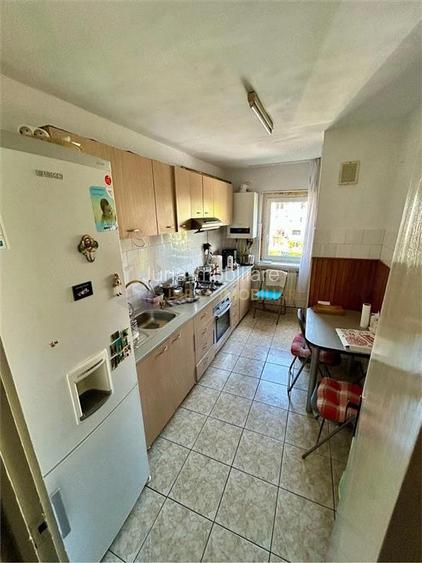 APARTAMENT 4 CAMERE 70 MP ZONA ION MESTER - 3