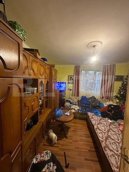 Oportunitate ! Casa de 55 mp utili ,teren  194 mp , zona P-ta Abator !  - 3