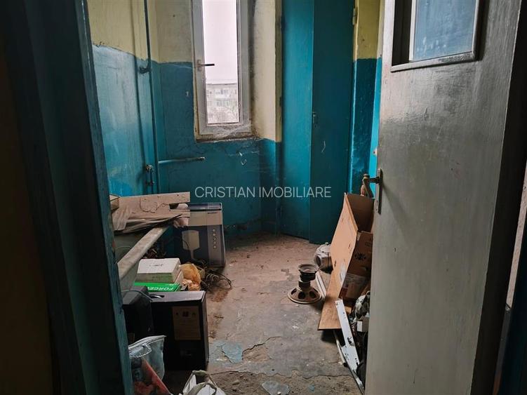 Super pret! Ap.2 cam, conf 2, Viziru 1, zona buna! - 6