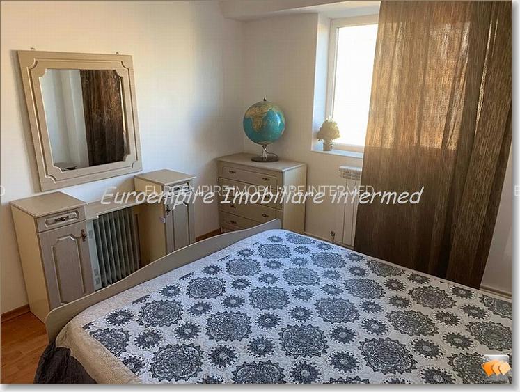 Apartament 3 camere decomandate zona Dacia - 3