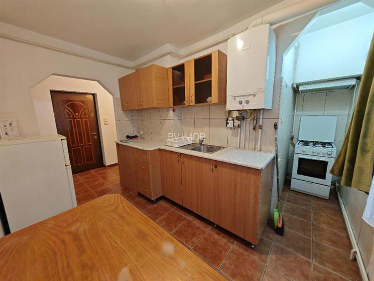 Inchiriem Apartament 2 Camere, Decomandat, Mobilat, Centru Civic - 9