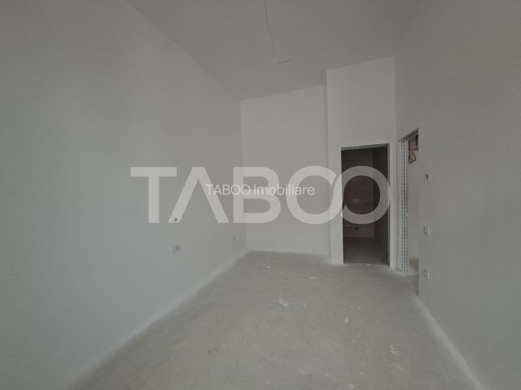 Apartament de vanzare 3 camere 3 bai zona centrala - predare la ALB - 4