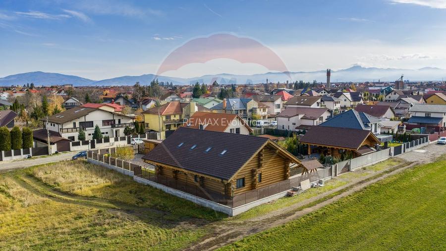 Doua case in stil canadian – confort modern intr-un cadru natural - 30