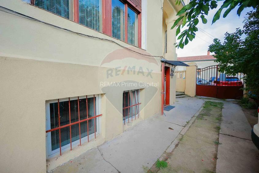 Spațiu comercial de vânzare situat ultracentral, str. George Enescu - 3