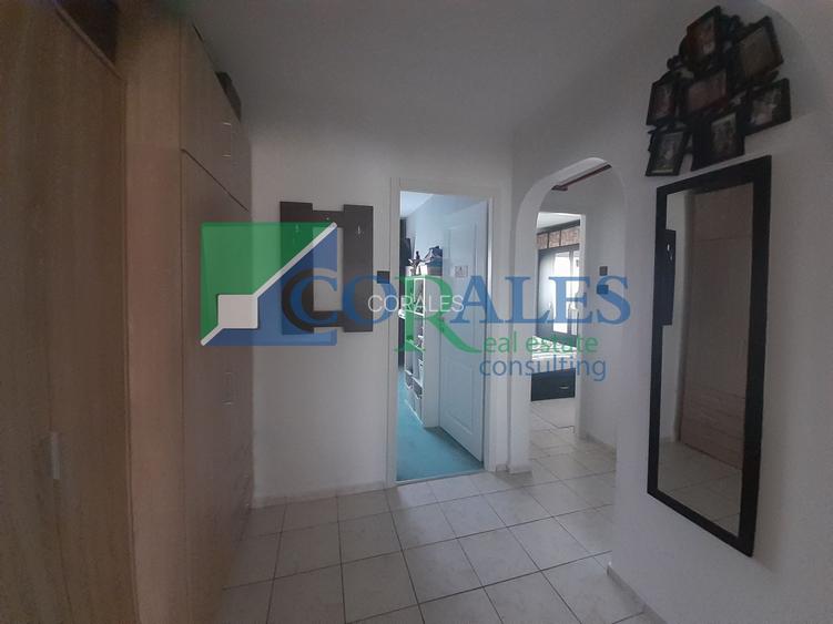 Vedere pe 2 parti. Decomandat. Mobilat si utilat. - 9