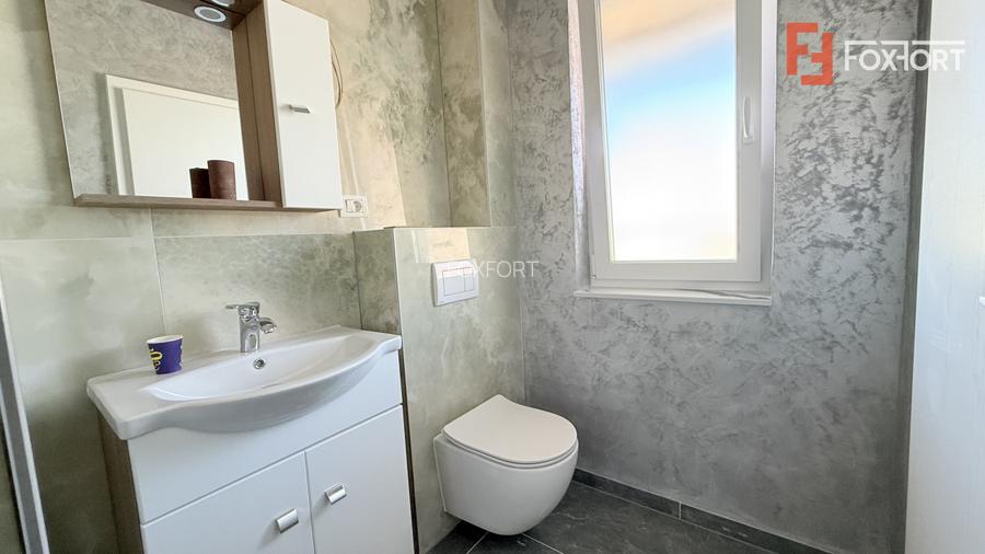Duplex cu 5 camere de 128 mp utili si teren de 370 mp, zona Giarmata Vii - 16