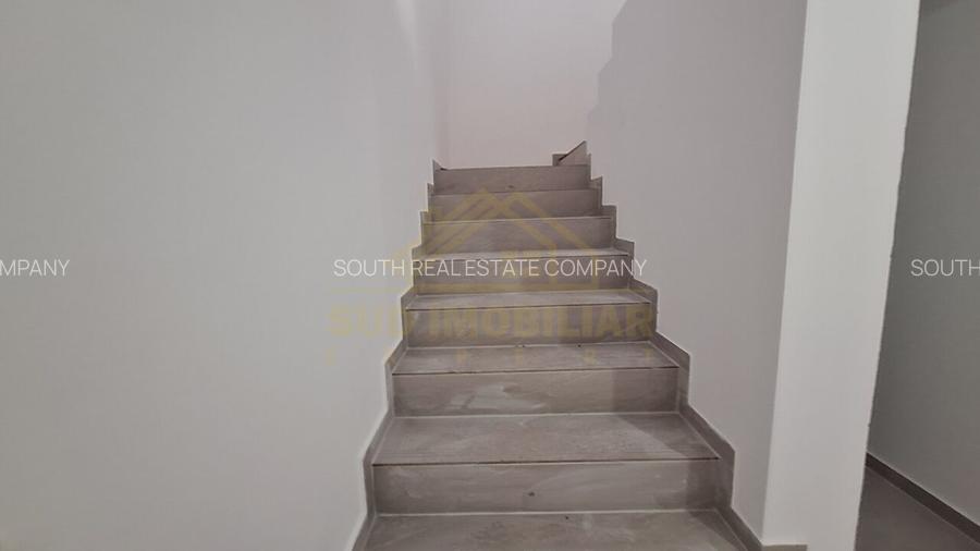 CASA INDIVIDUALA P+1+POD- 350 MP TEREN-STR.SCOLII - 37