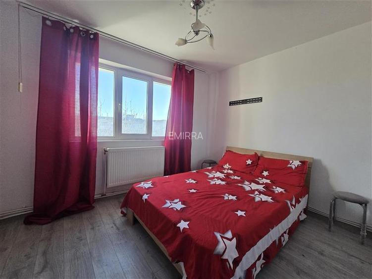 Apartament 3 camere de vanzare in Bacau zona Republicii - 2