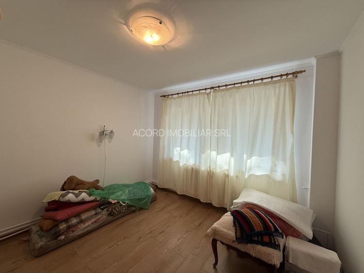 Ultracentral liceul Pedagogic-  apartament 4 camere decomandat - 21