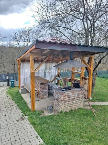 Casă / Vilă cu 3 camere de vânzare - 17