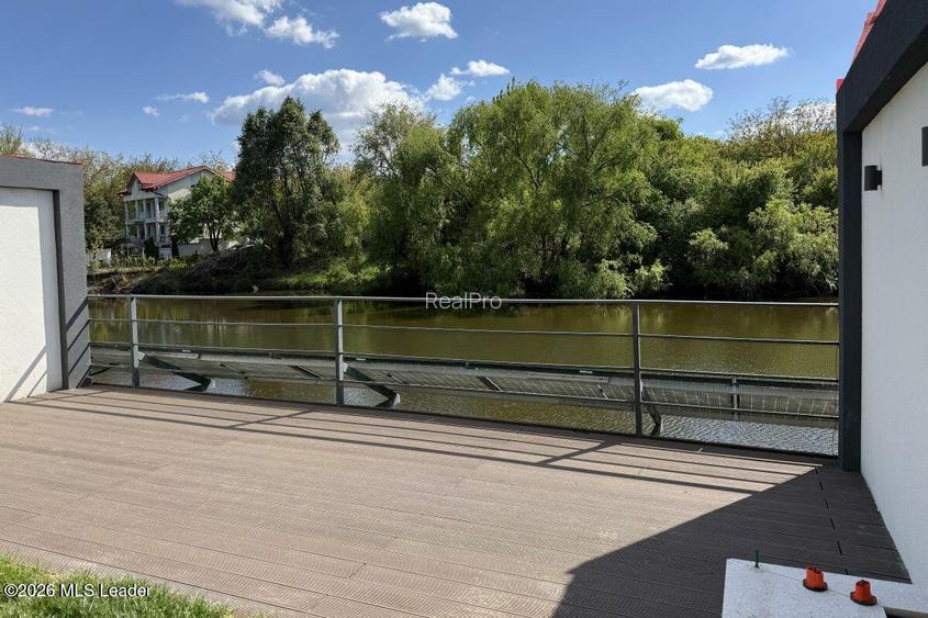 Iancu Nicolae - Vila high-end pe malul lacului, Gradina cu Ponton - 57