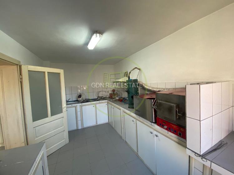 Casă P+E+M, ideală pt clinică,cabinet, birou, lângă Stadion, Rogerius - 16