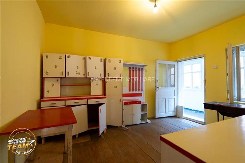 FILM! De vanzare casa traditionala, cu dependinte si facilitati, in Bretcu, Cova - 8