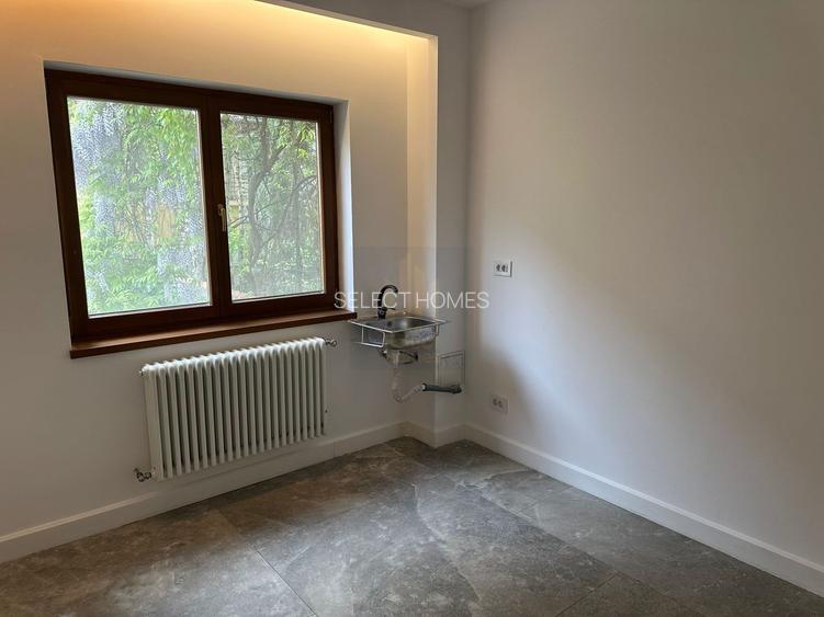Vila 12 Camere | Birouri | Sediu Firma | Renovata *Cotroceni* - 19