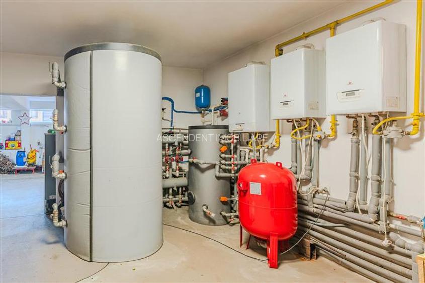 FILM! Edificiu cu identitate arhitecturala, 700mp teren, garaj 4X, Tractorul, Br - 23