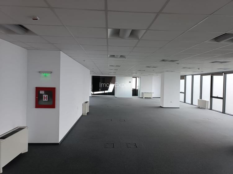 Inchiriem spatiu de birouri-300mp-in cladire de birouri Centrul Civic - 2