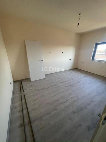 CALEA MEDVES, 4 CAMERE,DUPLEX - 6