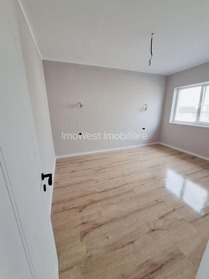 Moșnița Veche | 1/2 Duplex | 110 mp utili | Toate utilitatile|  Dormitor parter - 14