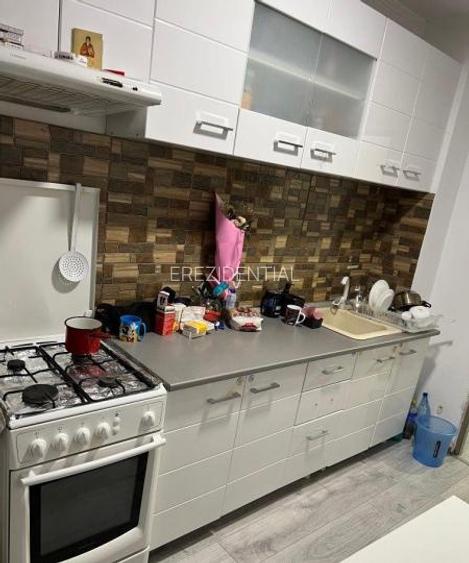 Apartament 2 camere - decomandat - Bulevardul 1 Decembrie - 7