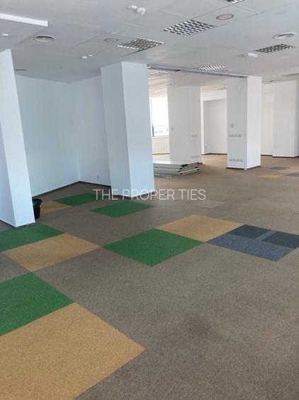 Vanzare cladire de birouri in zona Unirii - pentru sediu propriu sau investitie - 10